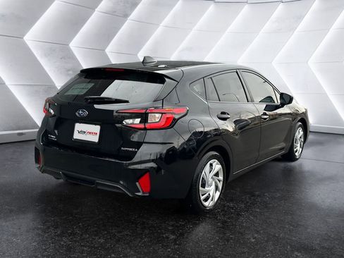 Certified 2025 Subaru Impreza 2.0i image 4