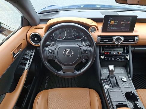 Used 2021 Lexus IS 300 AWD w/ Comfort Package image 11