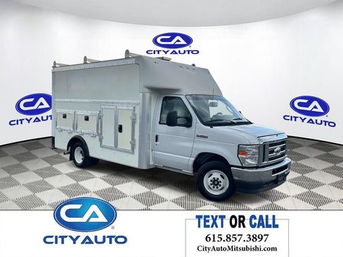 Used 2023 Ford E-350 and Econoline 350 Super Duty w/ Power Windows & Locks Group RWD image 1