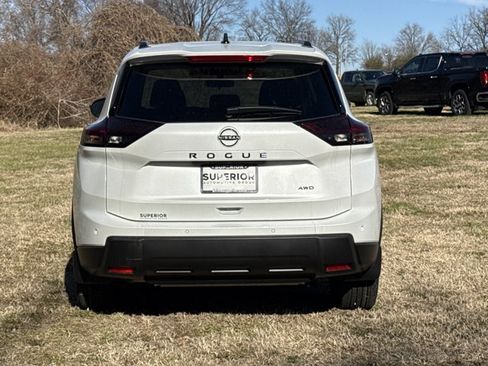 New 2026 Nissan Rogue SV image 4