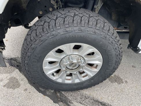 Used 2021 Ford F250 XLT w/ XLT Value Package AWD/4WD image 34