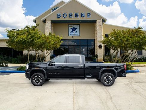 Used 2024 GMC Sierra 3500 Denali Ultimate image 2