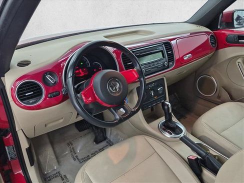 Used 2013 Volkswagen Beetle 2.5 FWD image 10