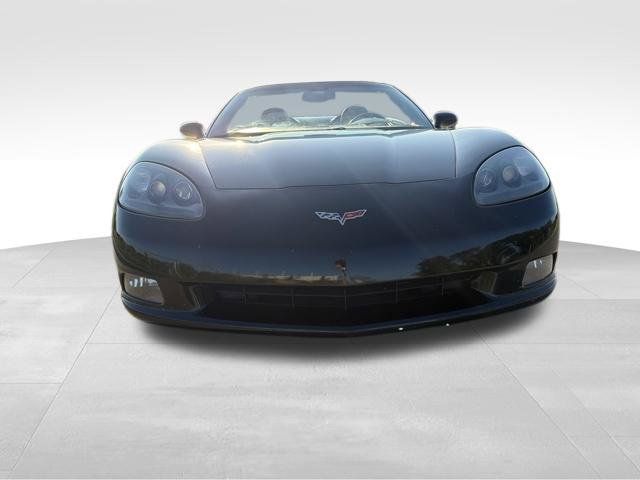 Used 2006 Chevrolet Corvette Convertible w/ Preferred Equipment Group RWD image 9