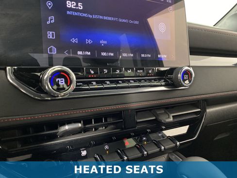 Used 2023 Chevrolet Colorado Z71 w/ Z71 Convenience Package 2 image 6