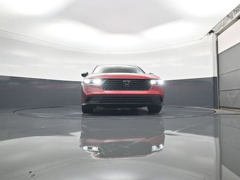 Used 2024 Honda Accord Sport image 18