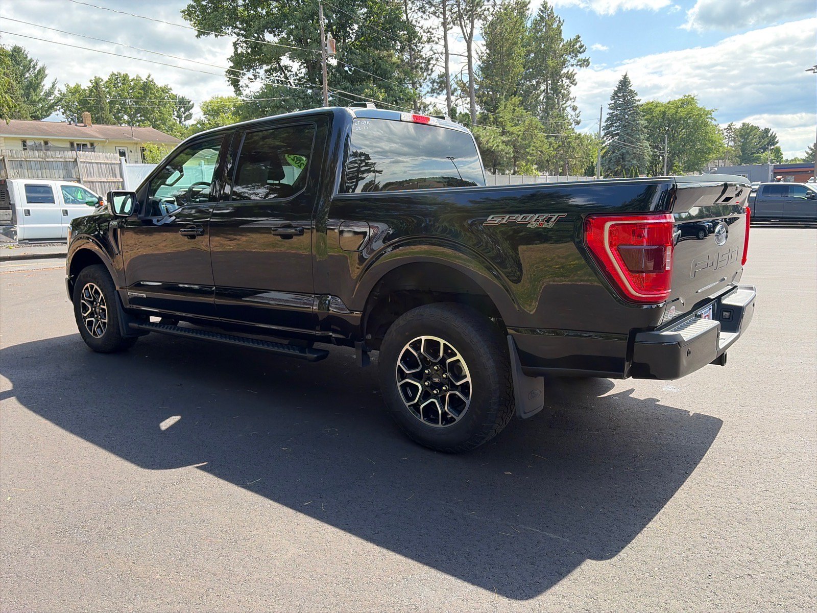 Used 2023 Ford F150 XLT w/ Equipment Group 302A High AWD/4WD image 4