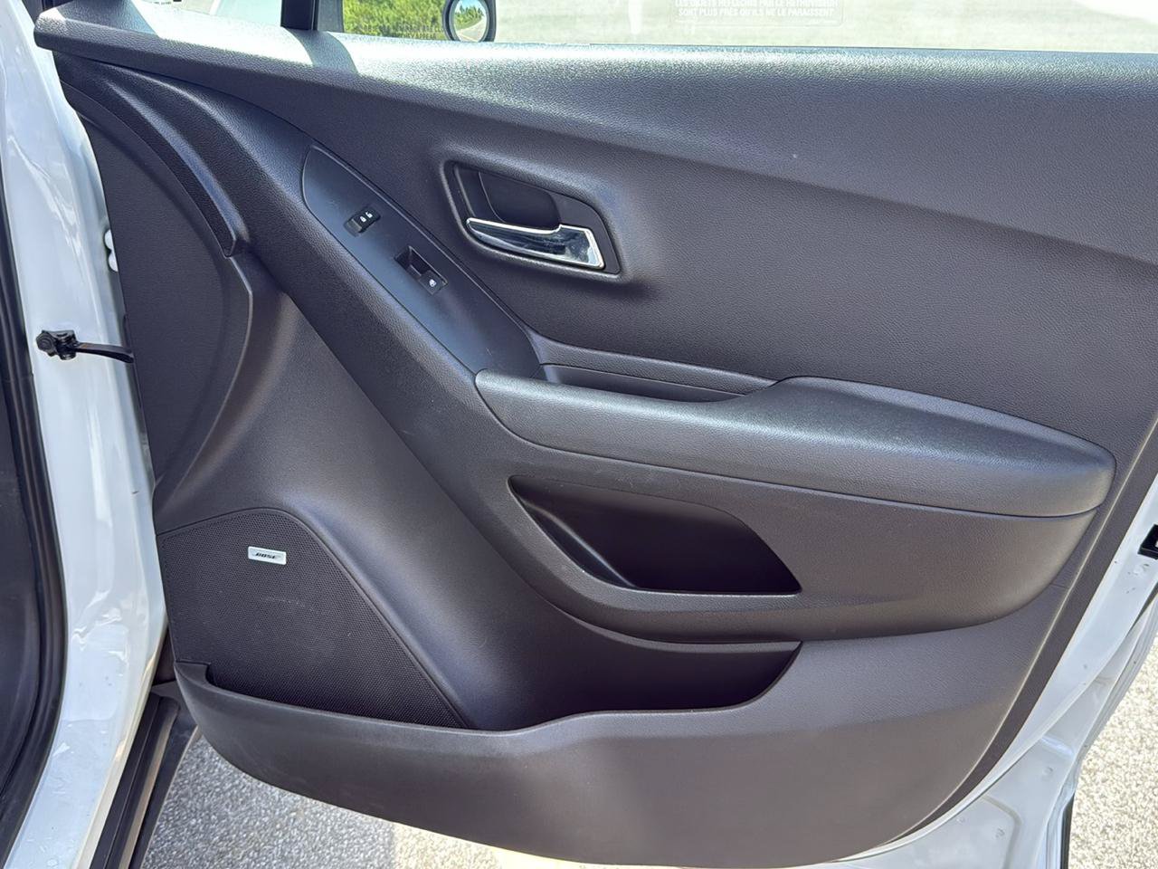 Used 2015 Chevrolet Trax LT FWD image 25
