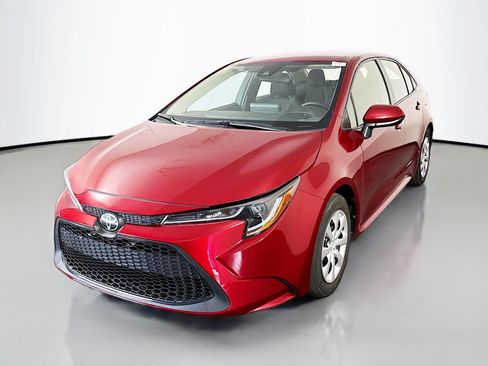 Used 2022 Toyota Corolla LE FWD image 4