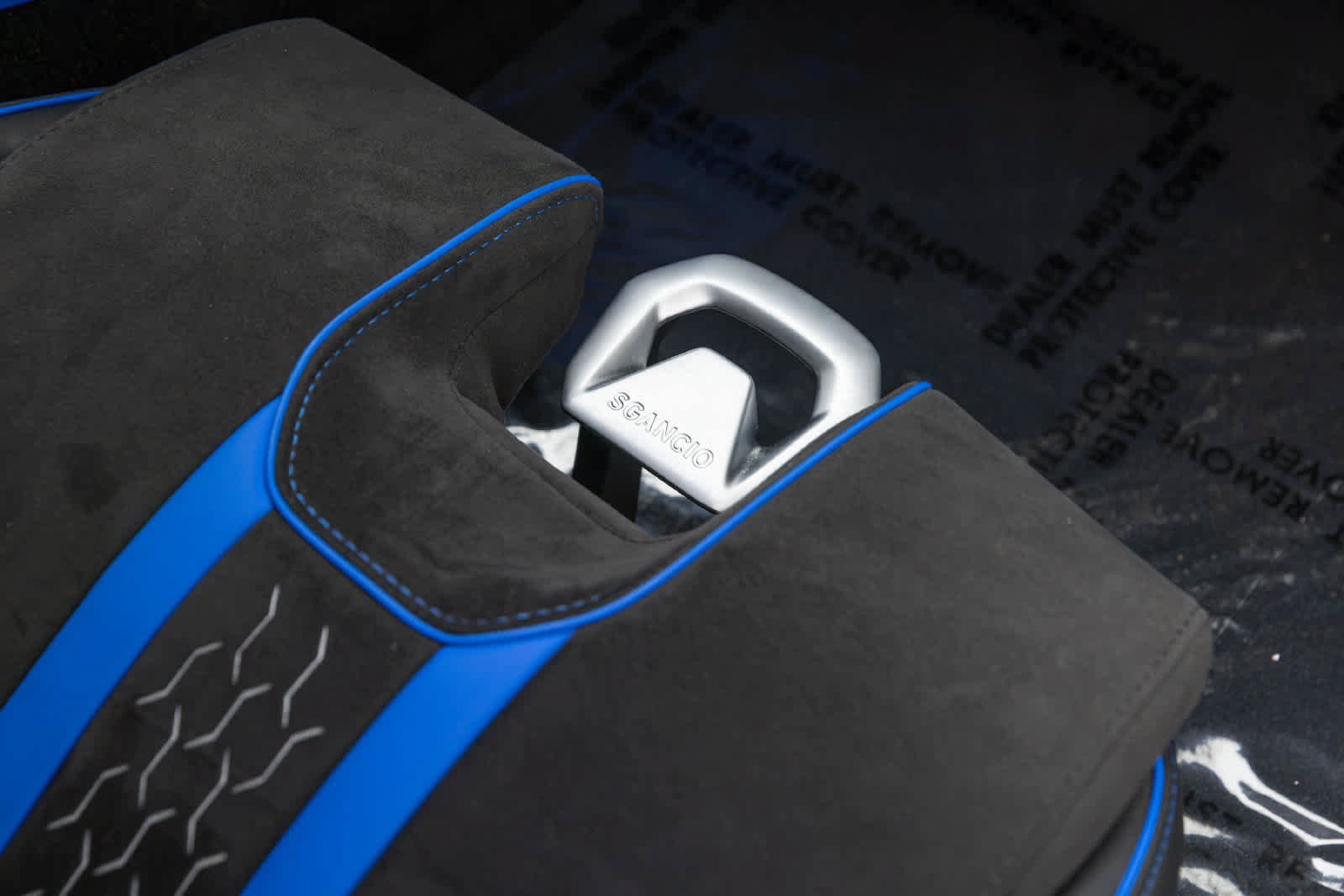 Used 2023 Lamborghini Huracan Tecnica RWD image 40