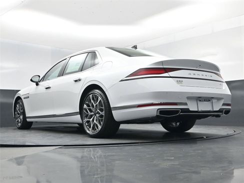New 2026 Genesis G90 3.5T image 14