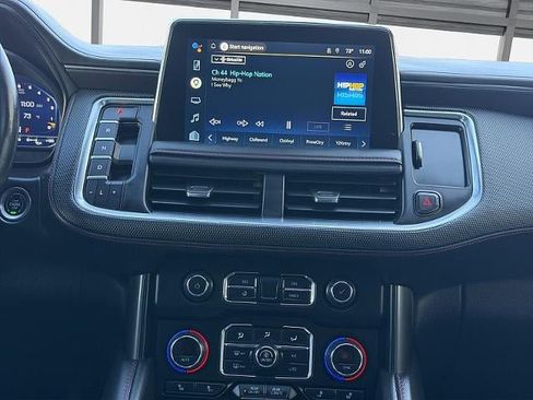 Used 2022 Chevrolet Suburban RST w/ Sport Performance Package AWD/4WD image 23
