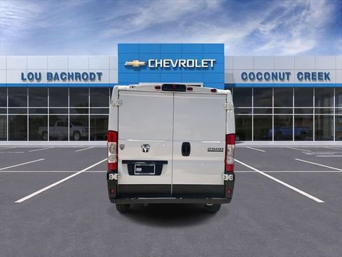 Used 2025 RAM ProMaster 2500 w/ Convenience Group FWD image 7