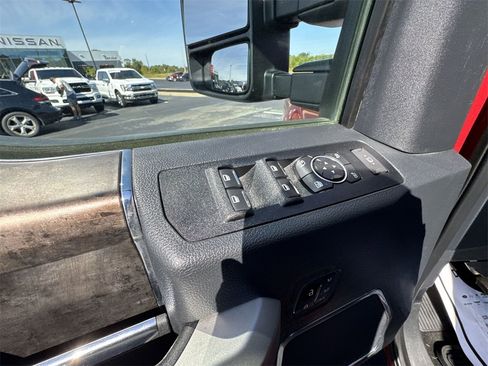 Used 2022 Ford F350 Lariat w/ Lariat Ultimate Package image 13