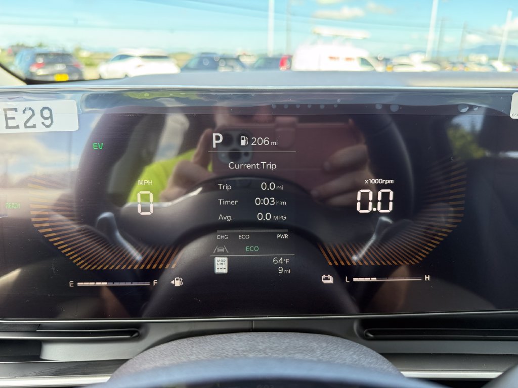 New 2026 Kia Carnival LXS FWD image 25