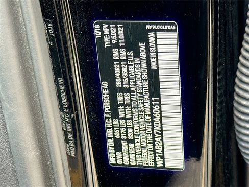 Used 2019 Porsche Cayenne S w/ Premium Plus Package image 35