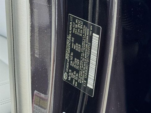 New 2026 Genesis GV70 2.5T Advanced AWD/4WD image 32