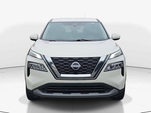 Used 2023 Nissan Rogue SV FWD image 8