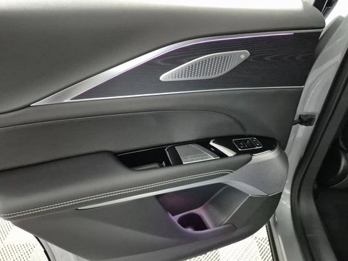 New 2026 Cadillac Lyriq Premium Luxury image 13