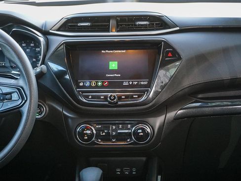 Used 2023 Chevrolet TrailBlazer LT w/ Convenience Package image 16