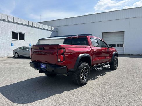 Used 2024 Chevrolet Colorado ZR2 w/ Technology Package AWD/4WD image 3