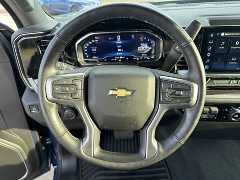 Used 2025 Chevrolet Silverado 2500 LT w/ Convenience Package AWD/4WD image 23