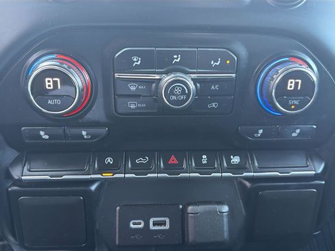 Used 2021 Chevrolet Silverado 1500 RST image 20