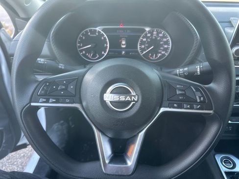 Used 2024 Nissan Sentra SV image 10