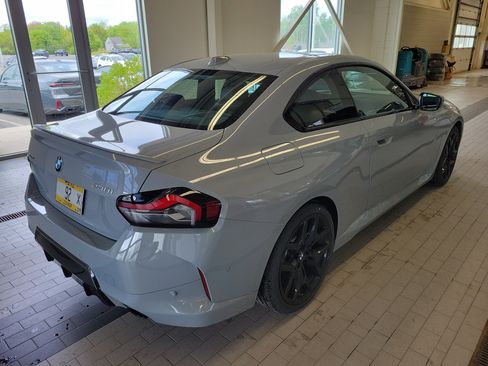 Used 2026 BMW 230i xDrive Coupe w/ M Sport Package AWD/4WD image 5