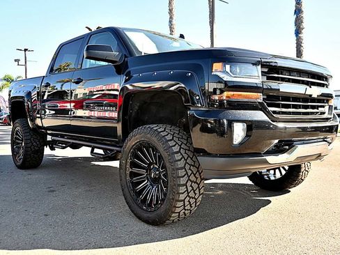 Used 2017 Chevrolet Silverado 1500 LT w/ All Star Edition AWD/4WD image 3