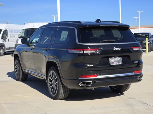 New 2025 Jeep Grand Cherokee L Summit image 4