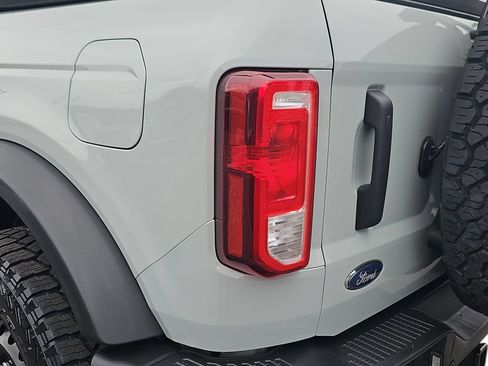 Used 2021 Ford Bronco Black Diamond AWD/4WD image 35