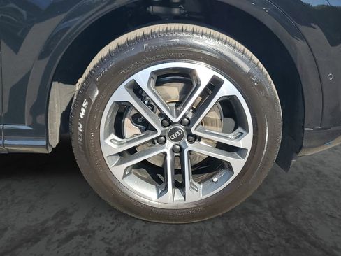 Used 2025 Audi Q5 Premium w/ Convenience Package AWD/4WD image 5