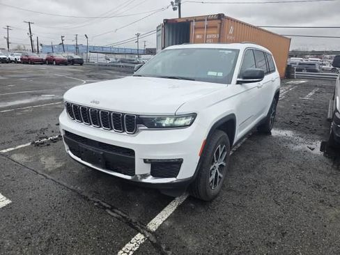 Used 2024 Jeep Grand Cherokee L Limited w/ Luxury Tech Group II image 1