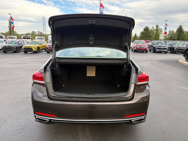 Used 2015 Hyundai Genesis 3.8 w/ Option Group 02 RWD image 16