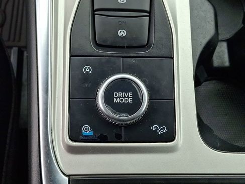 Used 2021 Ford Explorer XLT w/ Equipment Group 202A AWD/4WD image 28