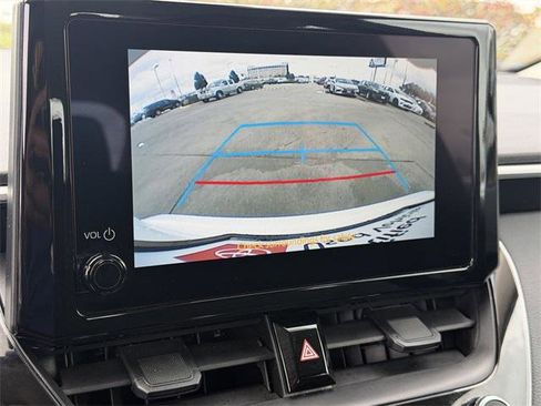 Certified 2025 Toyota Corolla LE image 15