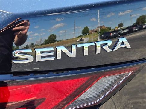 Certified 2025 Nissan Sentra S FWD image 12