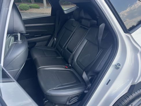 Used 2024 Hyundai Tucson Limited AWD/4WD image 18