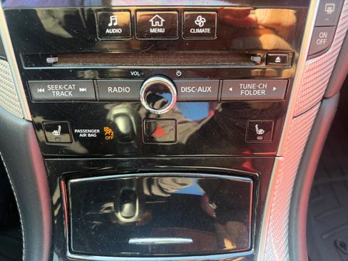 Used 2017 INFINITI Q60 Red Sport 400 AWD/4WD image 19