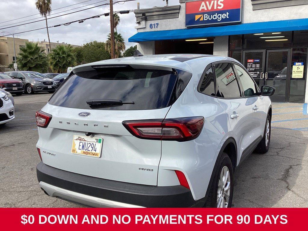 Used 2025 Ford Escape Active AWD/4WD image 5