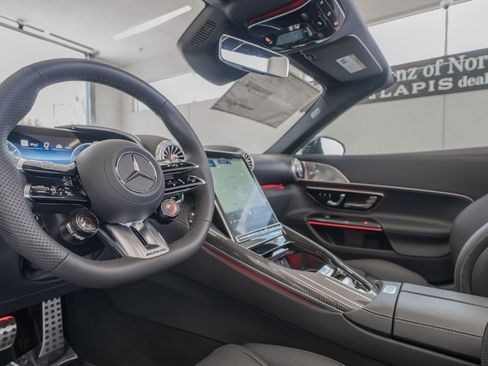 New 2026 Mercedes-Benz SL 63 AMG S e Performance 4MATIC image 7