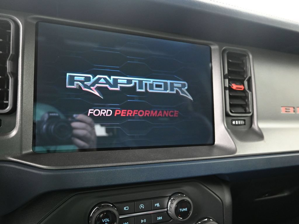Used 2025 Ford Bronco Raptor AWD/4WD image 17