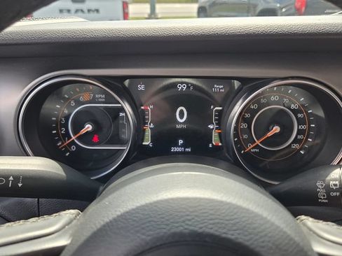 Used 2021 Jeep Wrangler Unlimited Sport AWD/4WD image 33