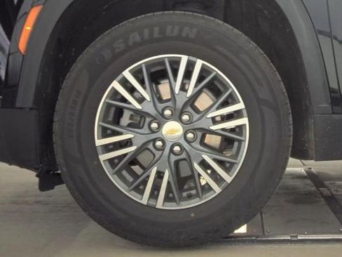 Certified 2024 Chevrolet Traverse LT image 13