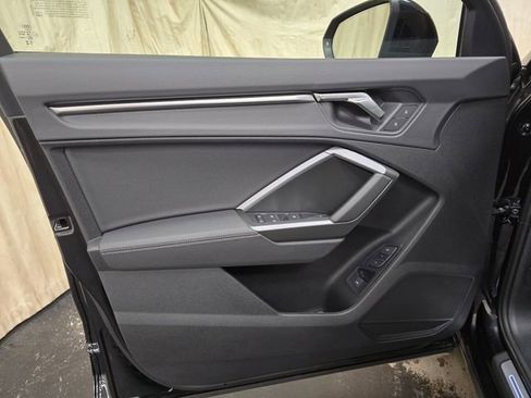 Certified 2025 Audi Q3 2.0T Premium w/ Convenience Package image 13