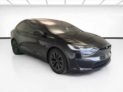 Used 2023 Tesla Model X AWD/4WD image 3