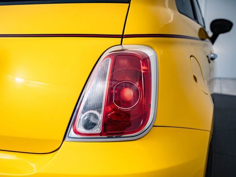 Used 2017 FIAT 500 Abarth FWD image 9