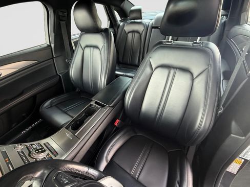 Used 2019 Lincoln MKZ Premiere AWD/4WD image 13