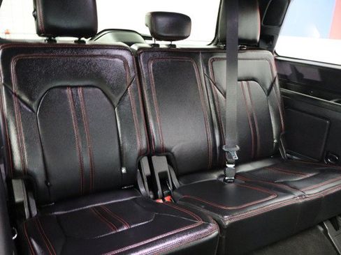 Used 2020 Ford Expedition Limited w/ Equipment Group 303A AWD/4WD image 11